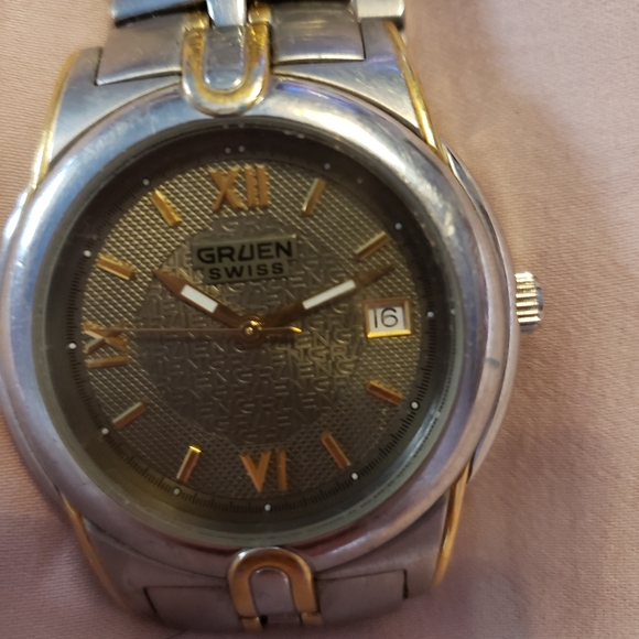 Watch - Picture 2 of 2